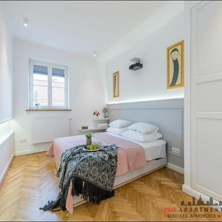 P&O Home Cinema Apartment Zakroczymska Varsavia Esterno foto